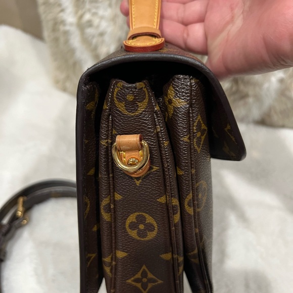 Louis Vuitton Brown Monogram Satchel with Gold Hardware - Picture 3 of 3